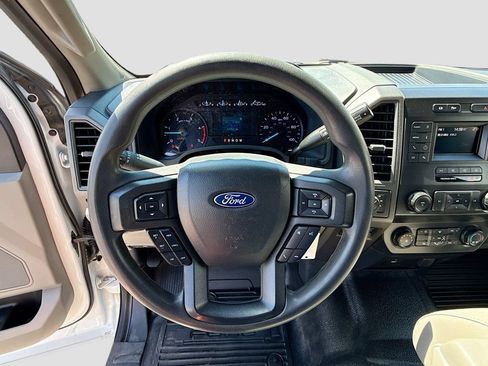 Used 2022 Ford F550 4x4 Crew Cab Super Duty w/ Power Equipment Group image 11