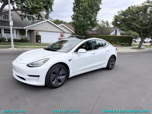 Used 2020 Tesla Model 3 Standard Range Plus RWD image 2