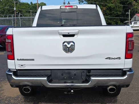 Used 2023 RAM 1500 Laramie AWD/4WD image 4