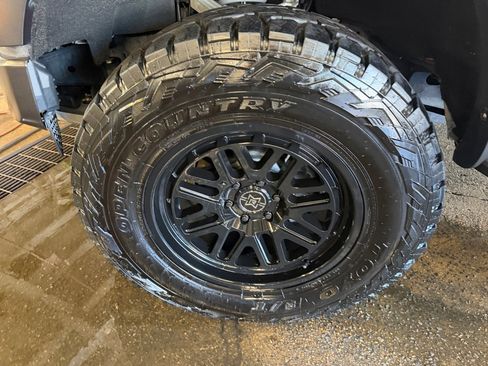 Used 2023 Ford F150 Raptor AWD/4WD image 31