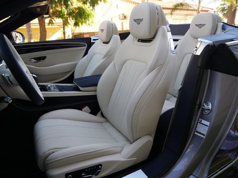 New 2026 Bentley Continental GTC image 18