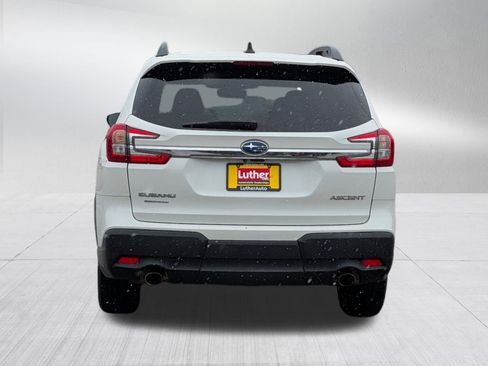 Used 2024 Subaru Ascent Premium w/ Convenience Package image 6