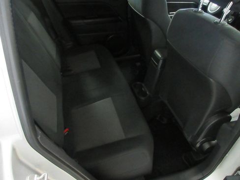 Used 2013 Jeep Compass Latitude image 20