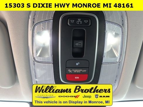 Used 2024 Hyundai Kona Limited image 21