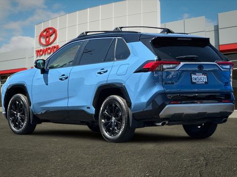 Used 2024 Toyota RAV4 XSE w/ Advanced Technology Package AWD/4WD image 5