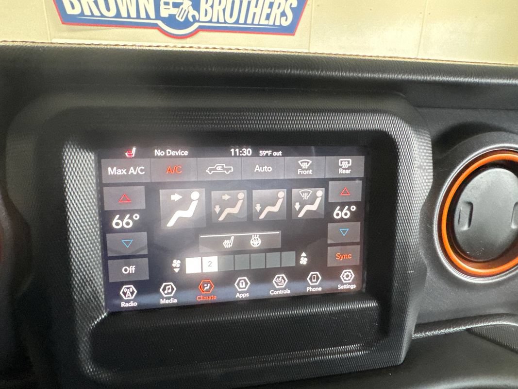 Used 2021 Jeep Gladiator Mojave w/ LED Lighting Group AWD/4WD image 16