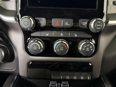 New 2026 RAM 1500 4x4 Crew Cab image 20