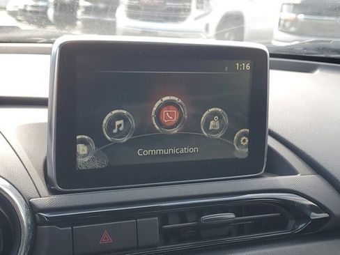 Used 2017 MAZDA MX-5 Miata RF Grand Touring image 19