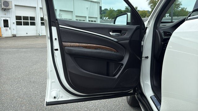 Used 2019 Acura MDX w/ Technology Package AWD/4WD image 12