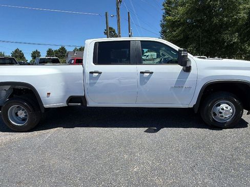 New 2026 Chevrolet Silverado 3500 W/T AWD/4WD image 4