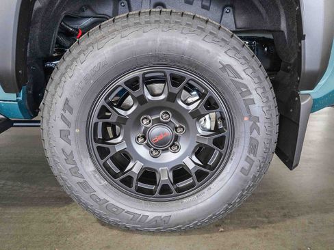 New 2026 Toyota 4Runner TRD Off-Road Premium AWD/4WD image 9
