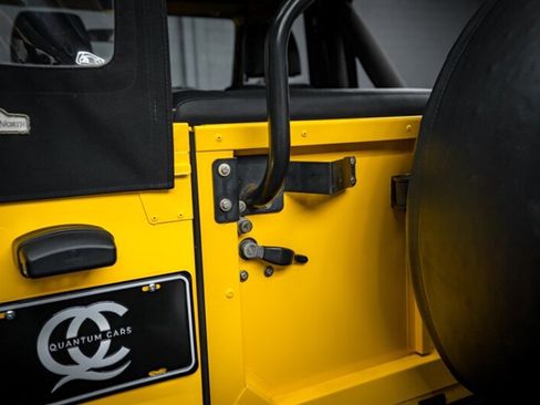 Used 1995 Land Rover Defender 90 image 37