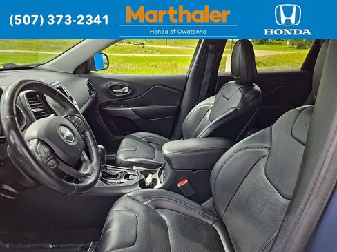 Used 2020 Jeep Cherokee Limited AWD/4WD image 9
