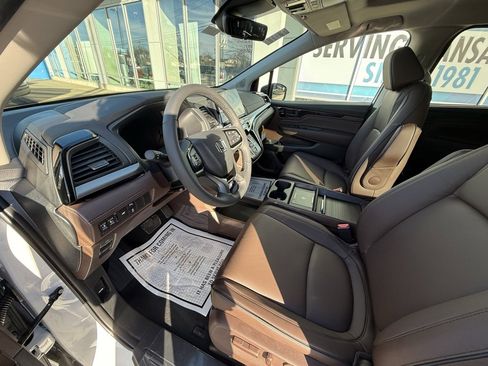 New 2026 Honda Odyssey Touring image 16