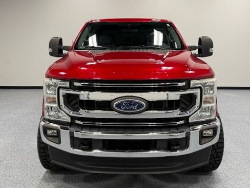 Used 2022 Ford F250 XLT AWD/4WD image 3