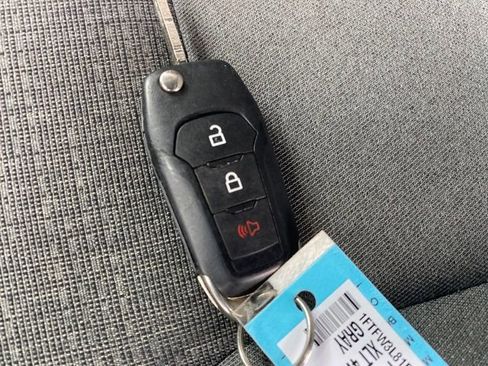 Used 2024 Ford F150 XLT image 23