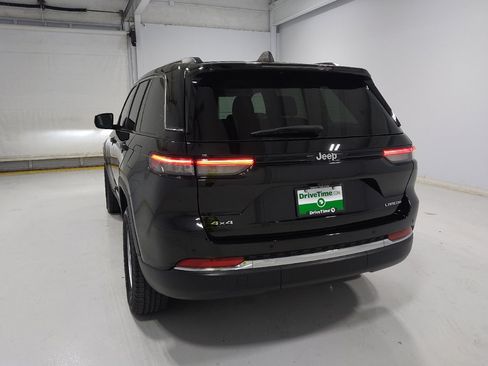 Used 2023 Jeep Grand Cherokee Laredo w/ Luxury Tech Group I AWD/4WD image 6