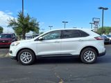 Used 2024 Ford Edge SEL image 3
