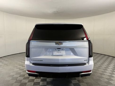 Used 2021 Cadillac Escalade Premium Luxury Platinum AWD/4WD image 8