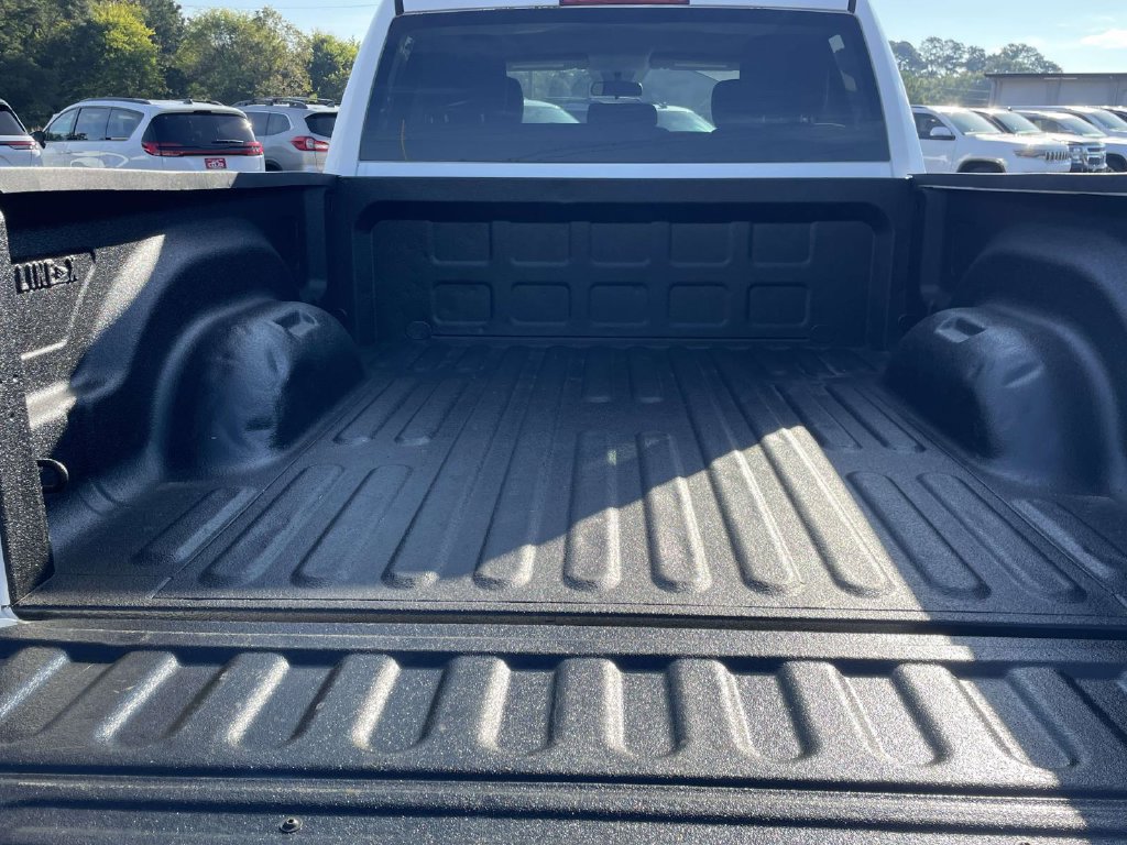 Used 2015 RAM 1500 Express AWD/4WD image 22