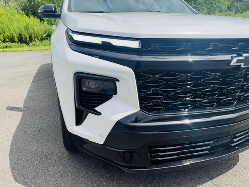 Used 2024 Chevrolet Traverse RS w/ LPO, Floor Liner Package image 14