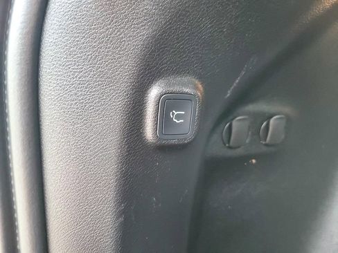 Used 2021 Jeep Cherokee Latitude Lux w/ Sun & Sound Group image 22