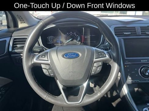 Used 2014 Ford Fusion Titanium FWD image 11