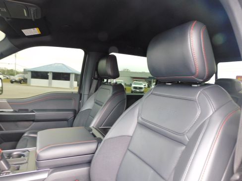 Used 2025 Ford F150 Raptor image 18