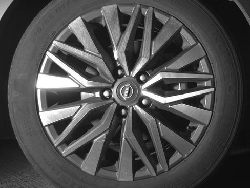 Used 2025 Nissan Altima 2.5 SV image 13