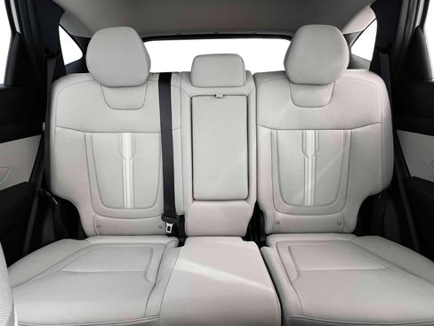 New 2026 Hyundai Tucson SEL image 16