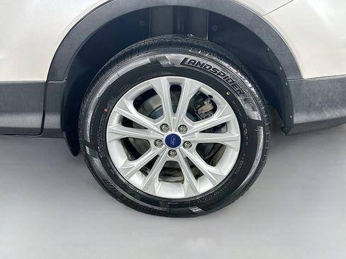 Used 2017 Ford Escape SE w/ SE Leather Comfort Package image 34