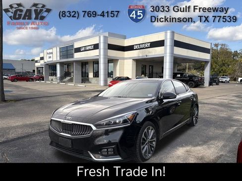 Used 2017 Kia Cadenza Technology image 3