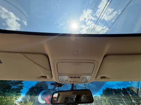 Used 2010 Honda Odyssey EX-L image 18