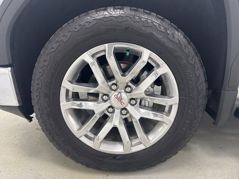 Used 2022 GMC Sierra 1500 SLT w/ SLT Premium Package image 41