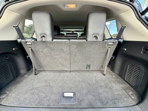 Used 2019 INFINITI QX60 Luxe w/ Essential Package image 21