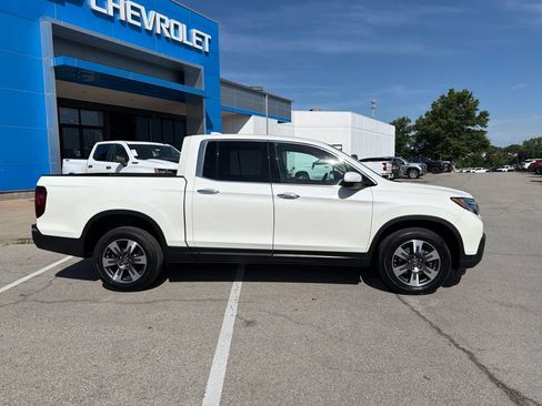 Used 2019 Honda Ridgeline RTL-E image 2