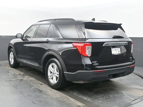 Used 2020 Ford Explorer XLT w/ Class III Trailer Tow Package image 8