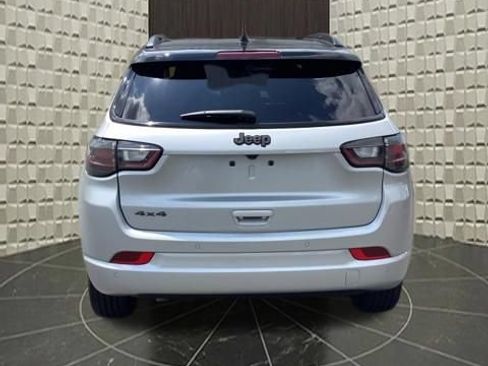Used 2025 Jeep Compass Limited w/ High Altitude Package AWD/4WD image 5