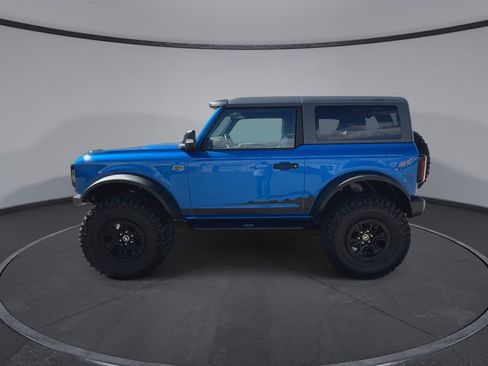 Used 2022 Ford Bronco Wildtrak image 5