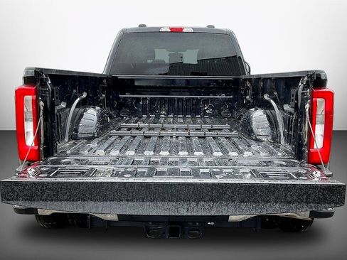 Used 2025 Ford F350 XLT AWD/4WD image 7