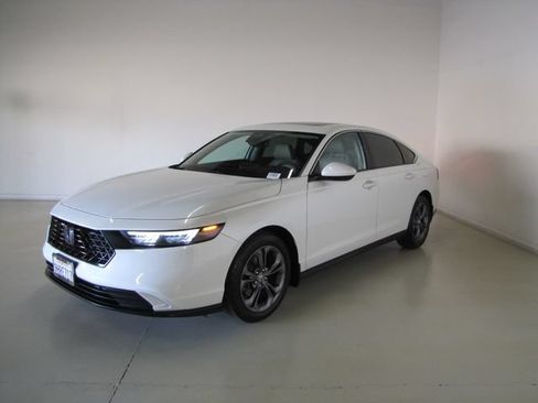 Used 2023 Honda Accord EX image 1