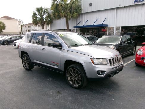 Used 2016 Jeep Compass 75th Anniversary w/ Power Value Group image 3