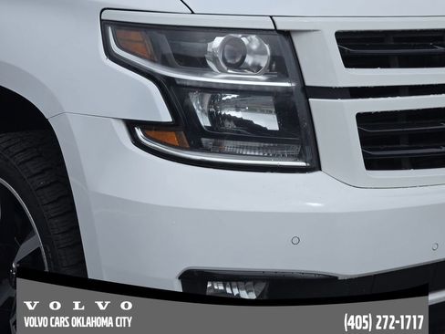 Used 2019 Chevrolet Suburban Premier AWD/4WD image 7