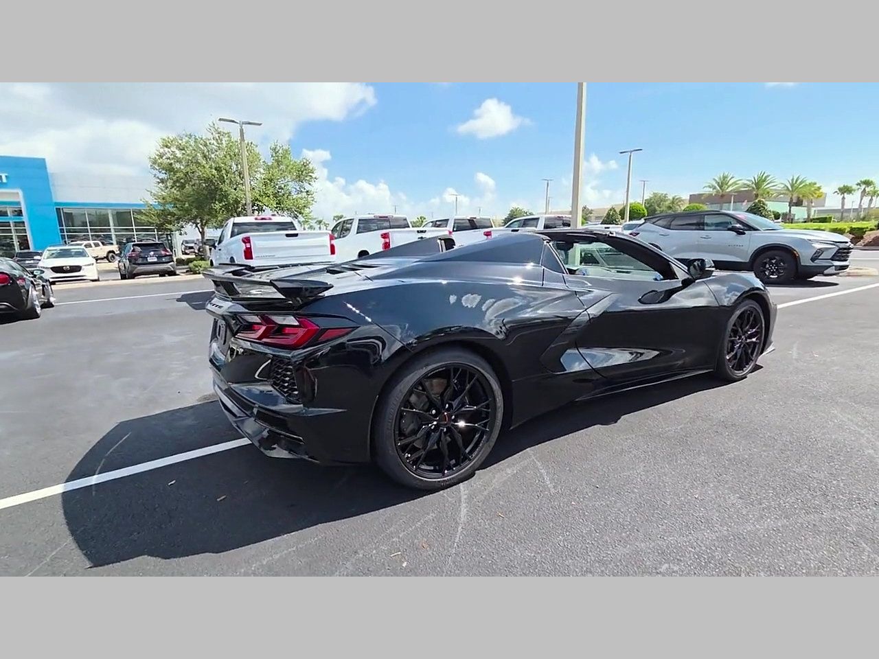 New 2026 Chevrolet Corvette Stingray Premium Conv w/ Z51 Performance Package RWD image 19