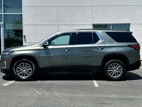 Used 2023 Chevrolet Traverse LT FWD image 7