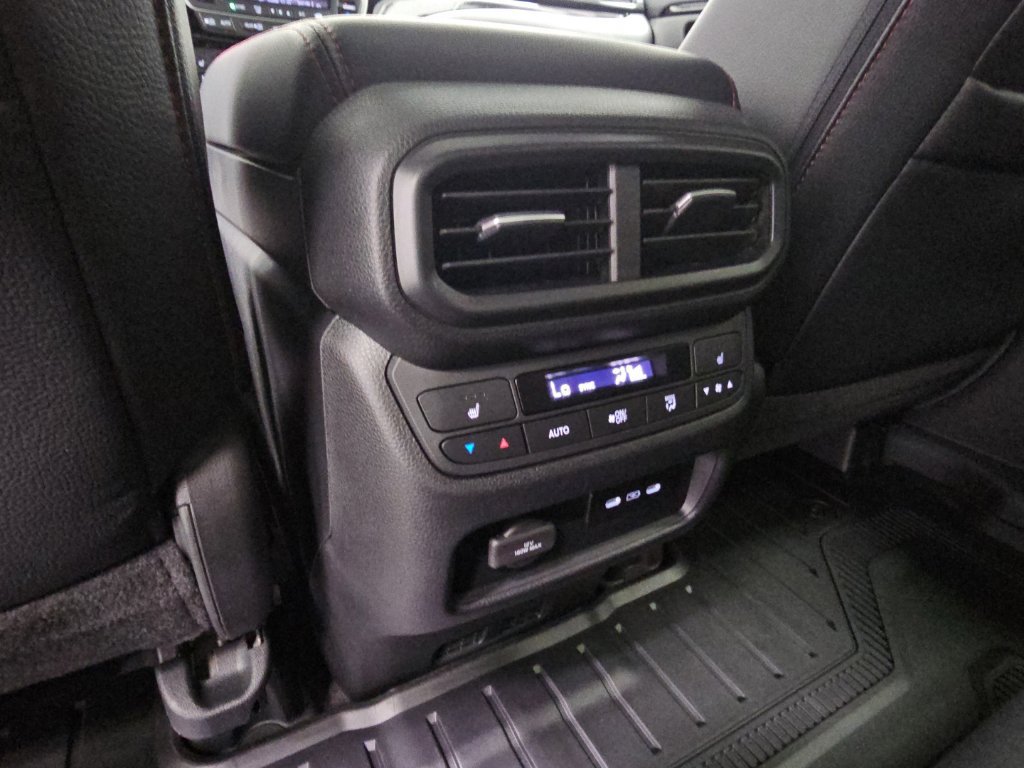 Used 2025 Honda Ridgeline Black Edition image 34