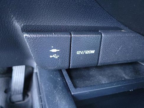 Used 2018 Toyota Camry XSE FWD image 14