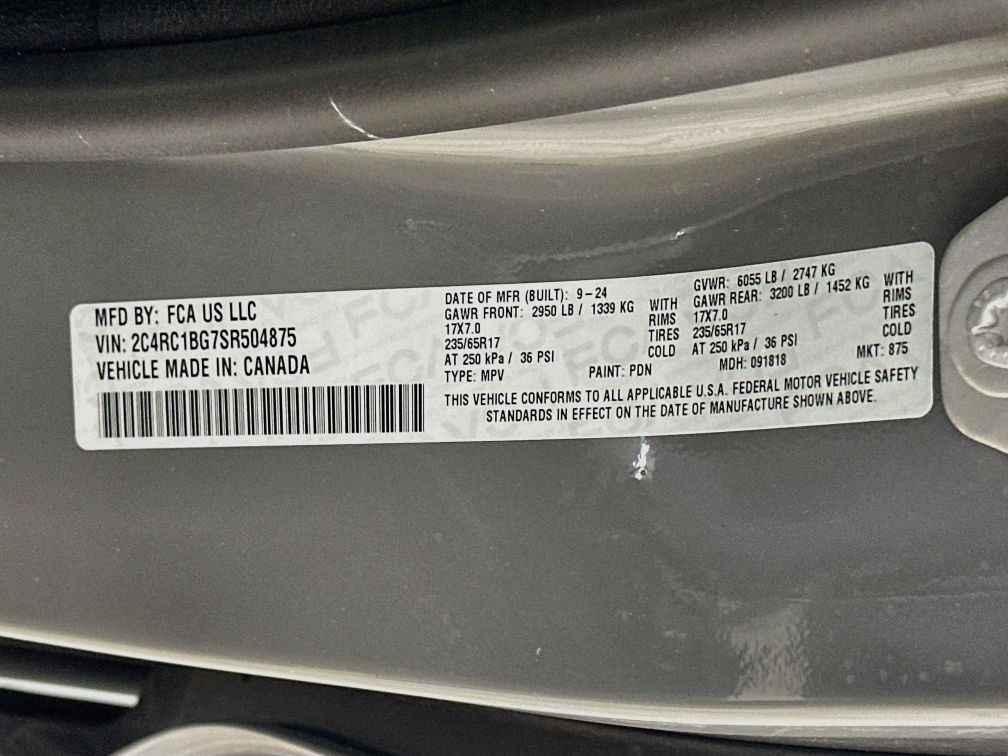 Used 2025 Chrysler Pacifica Select FWD image 12