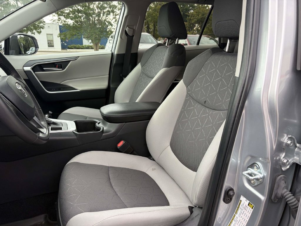 Certified 2025 Toyota RAV4 XLE w/ Convenience Package AWD/4WD image 37