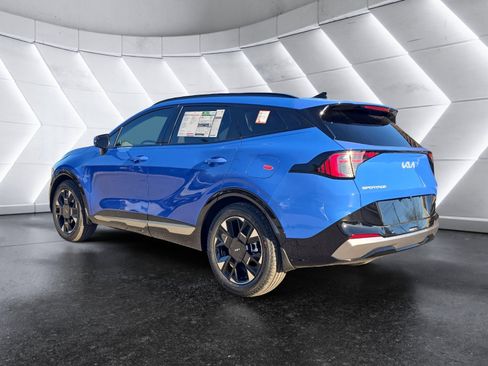 New 2026 Kia Sportage SX FWD image 3